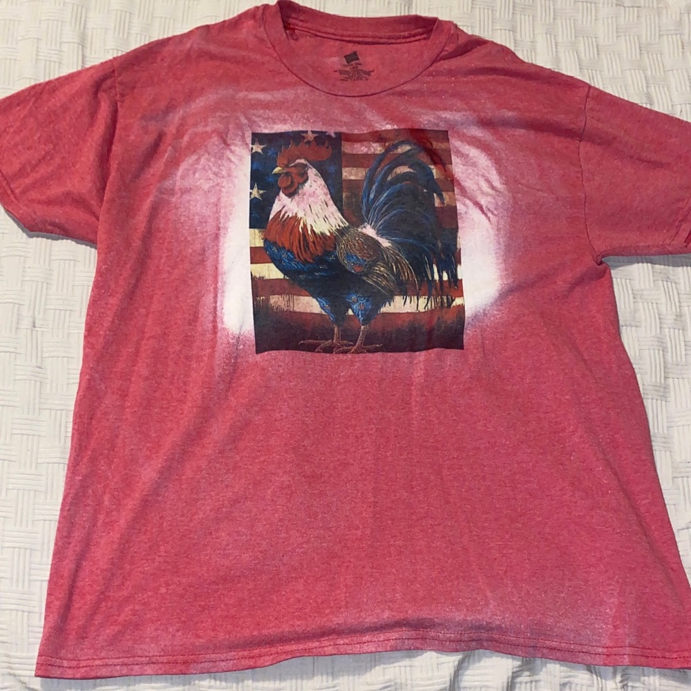 Gildan Red Rooster Graphic Tee